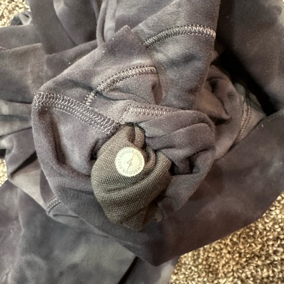 lululemon tie dye align leggings - Picture 3 of 3